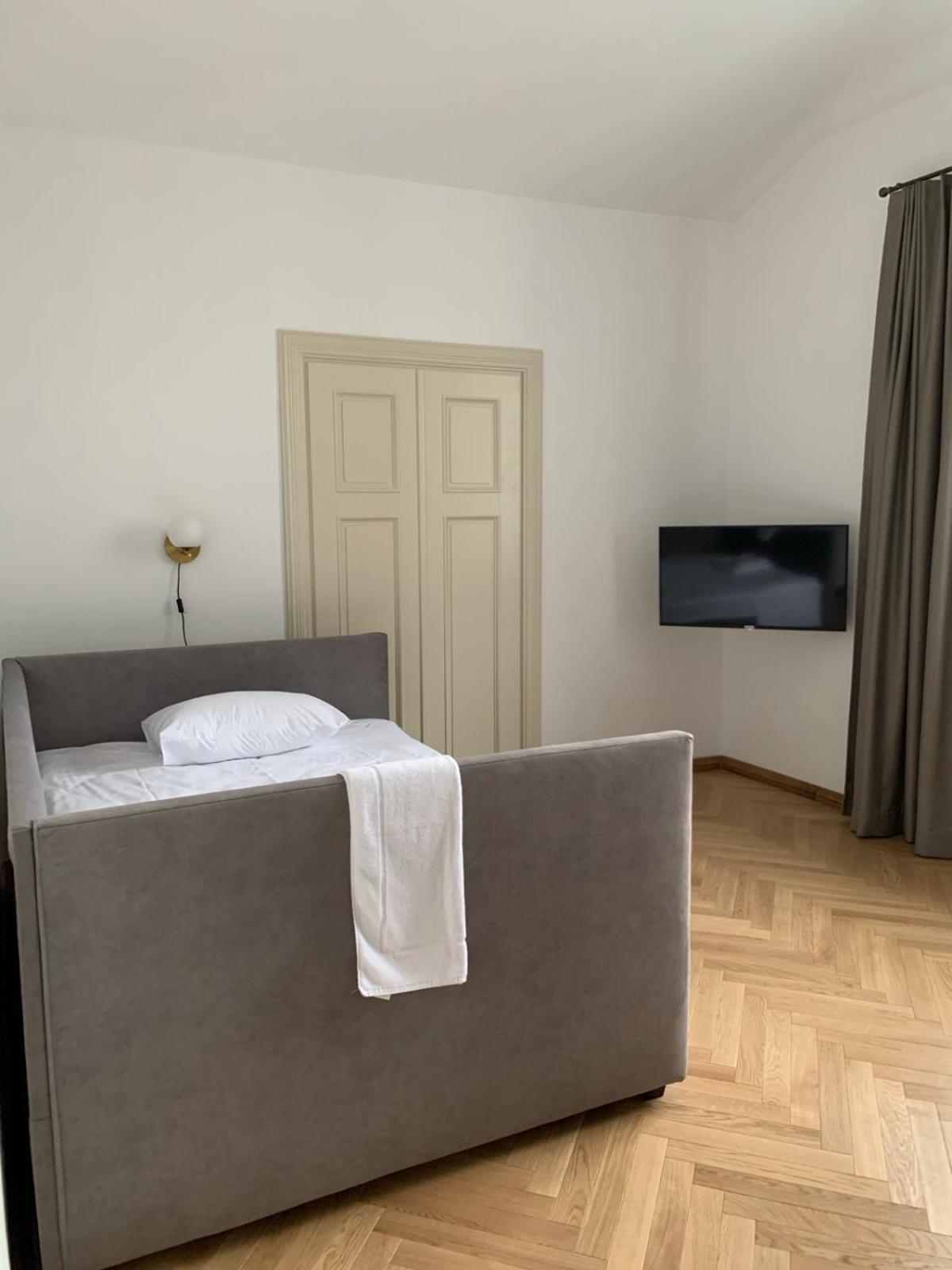Kaunas Embassy Apartments Ruang foto