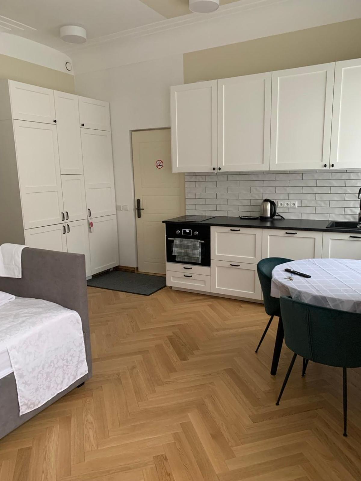 Kaunas Embassy Apartments Bagian luar foto