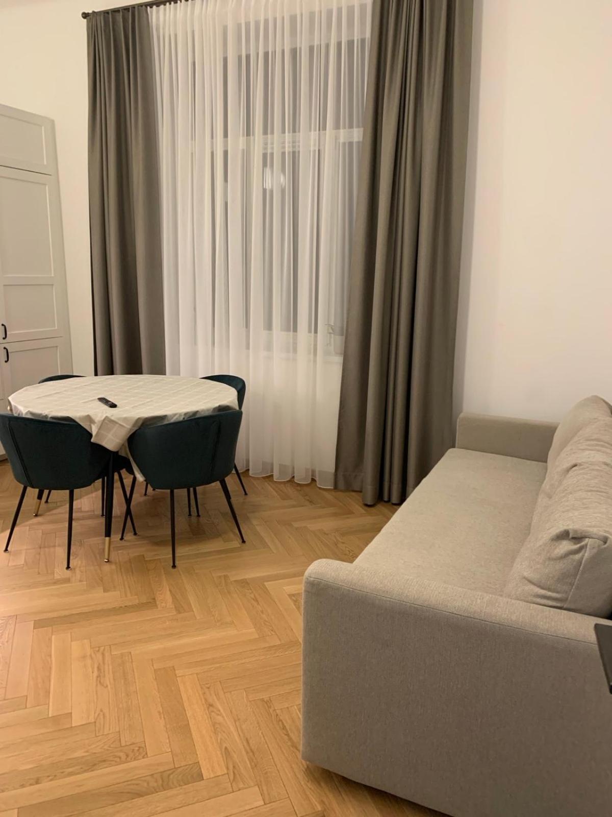 Kaunas Embassy Apartments Ruang foto